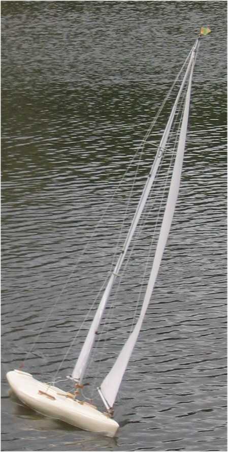 ...mit Wind Segelboot.03